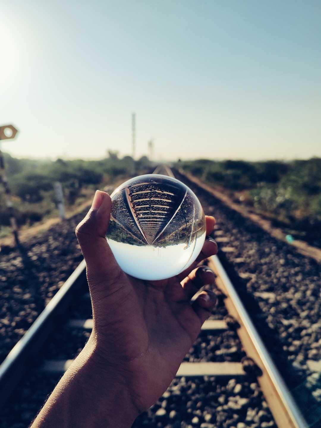 lensball × Rail