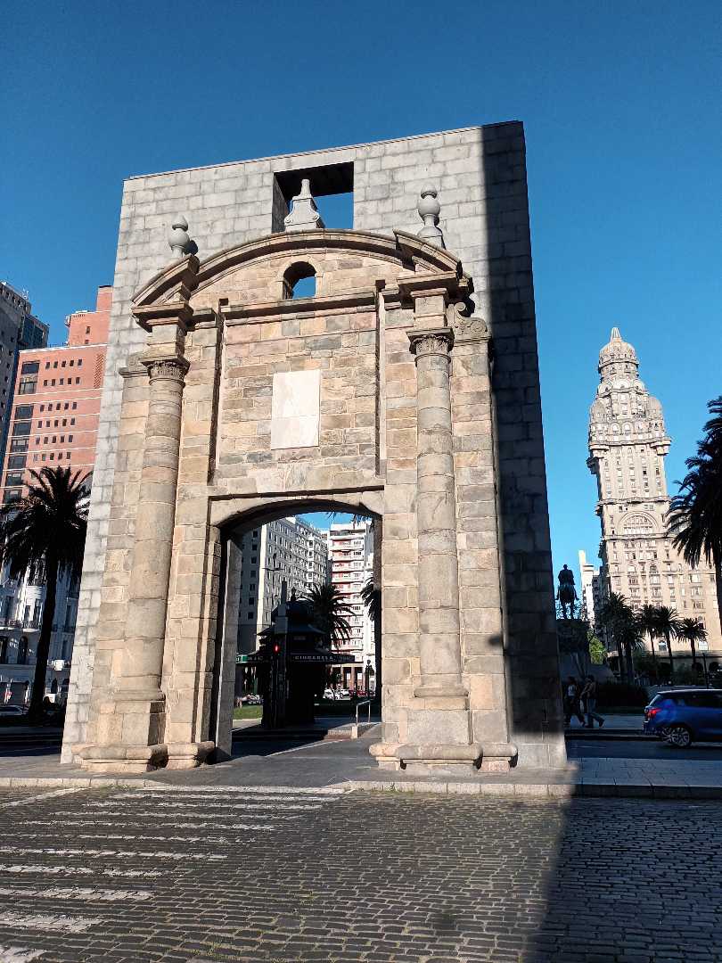 Puerta del ¿Fuerte?
