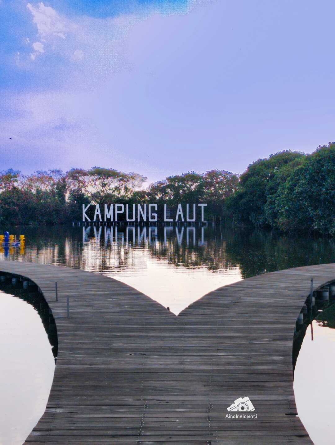 Restoran Kampung Laut