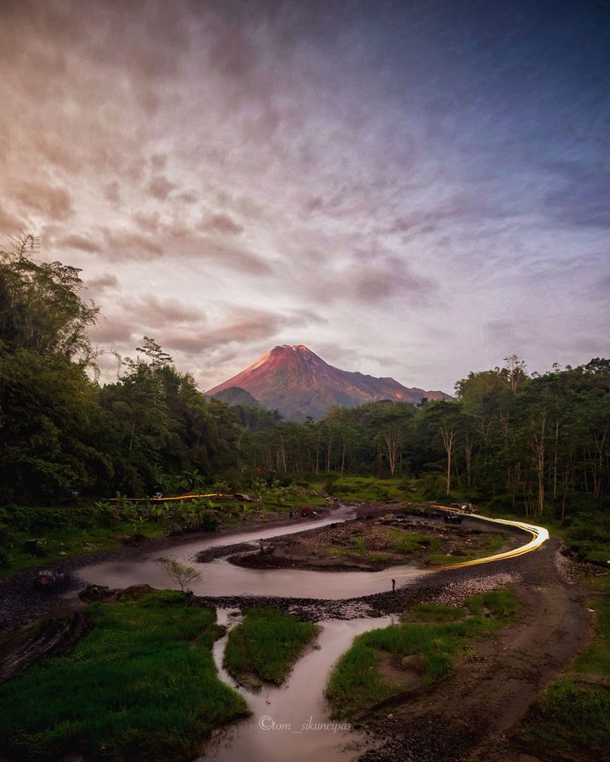 wisata jeep kali kuning