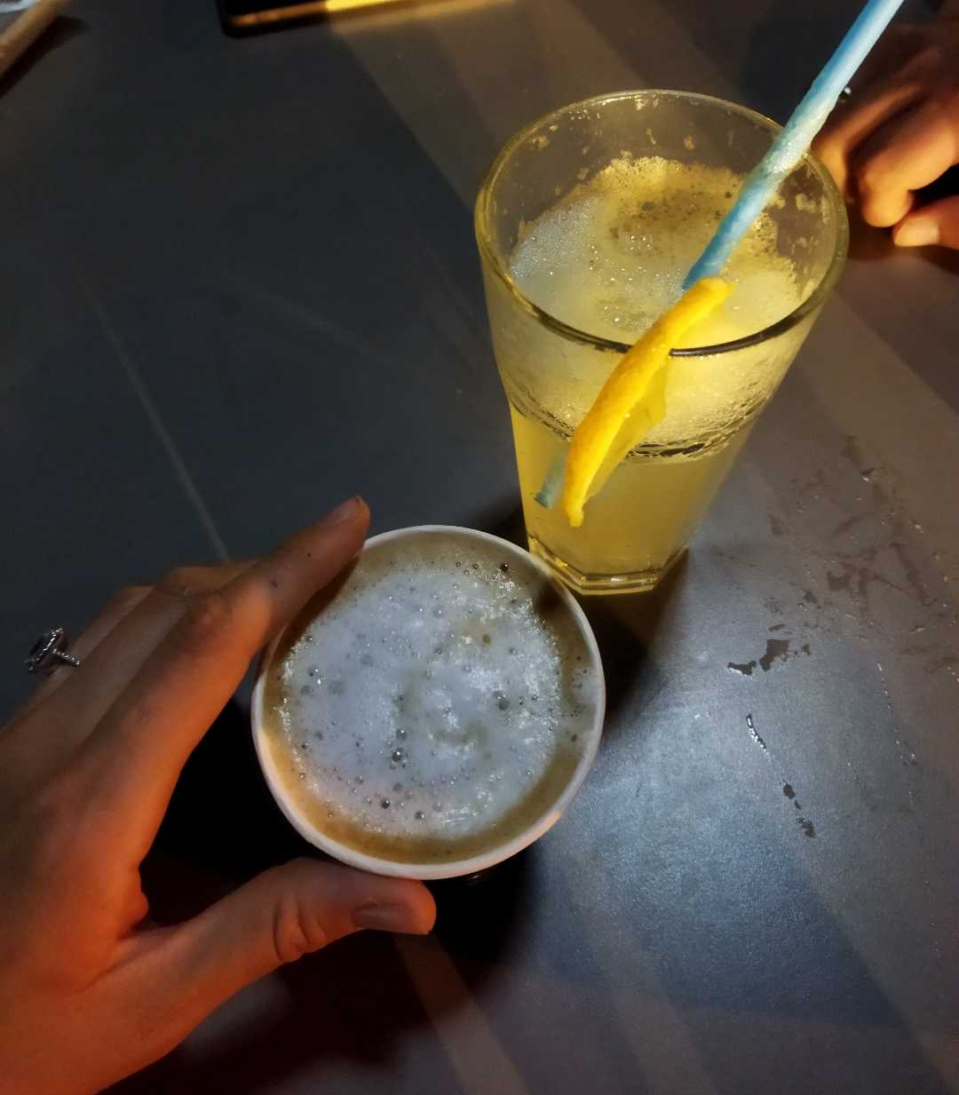 Arya Cafe 