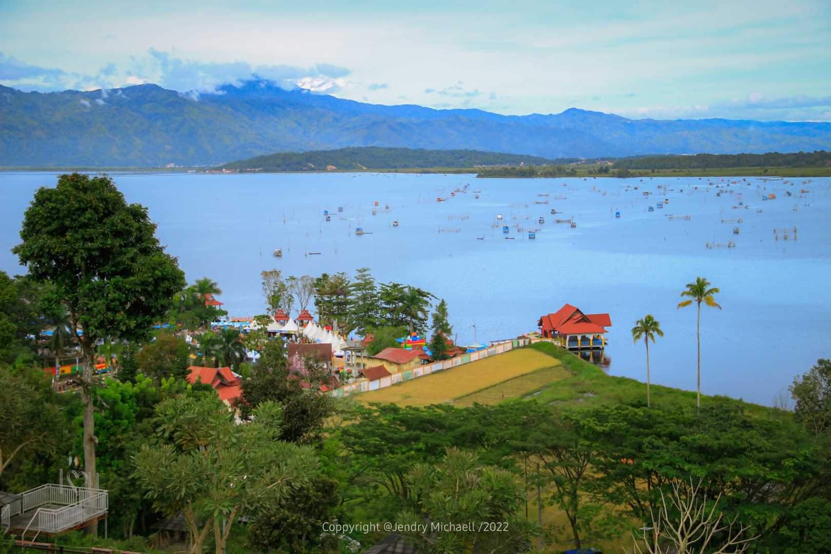 Objek Wisata Danau Kerinci 