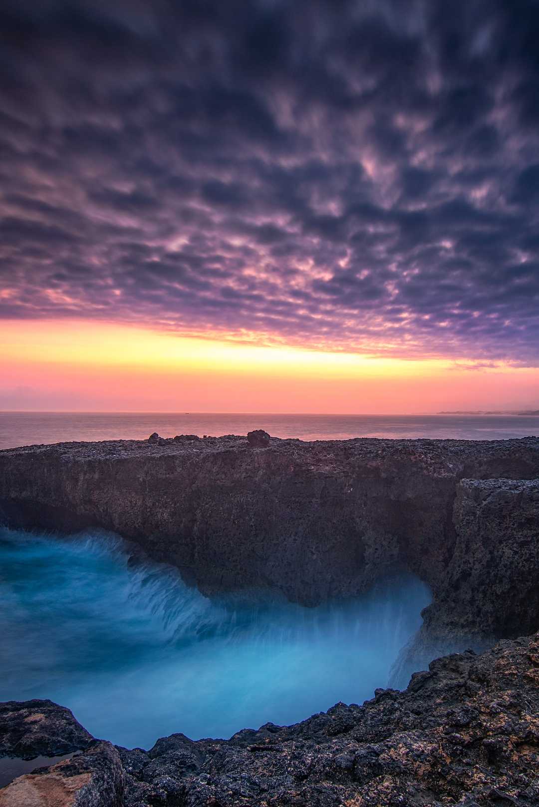 watu lepek beach 