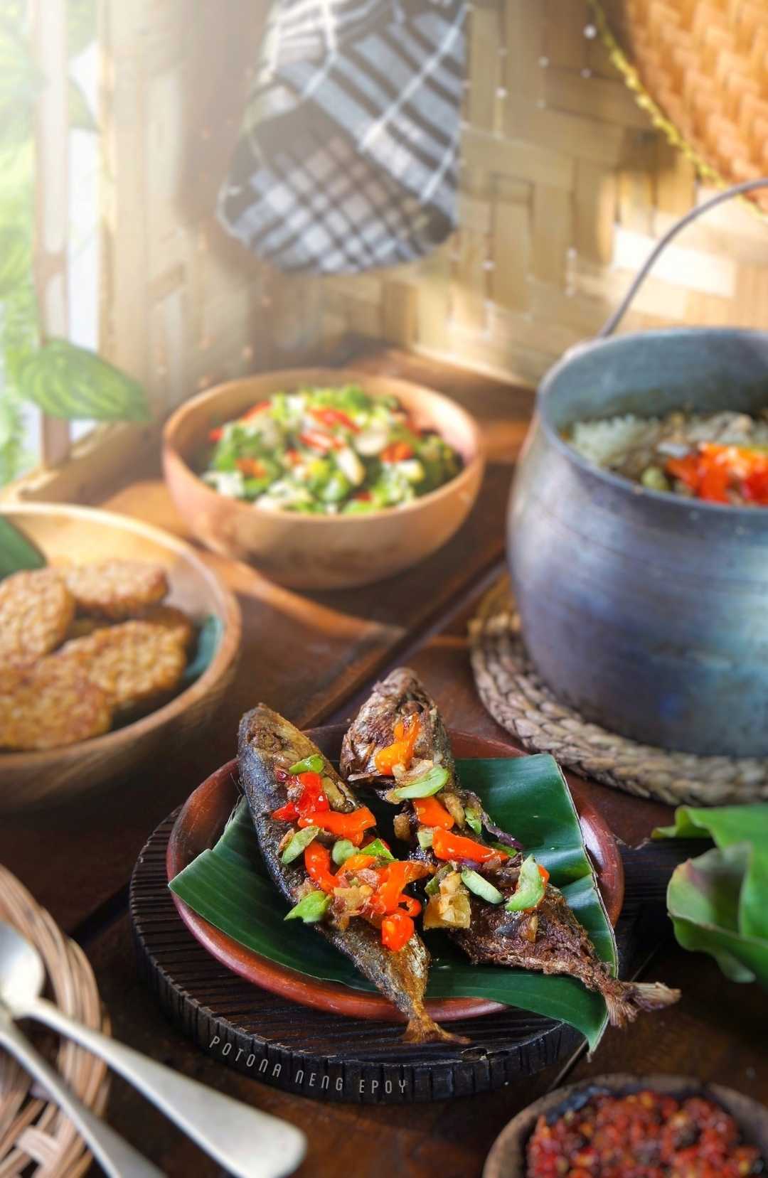 IKAN KEMBUNG GORENG
