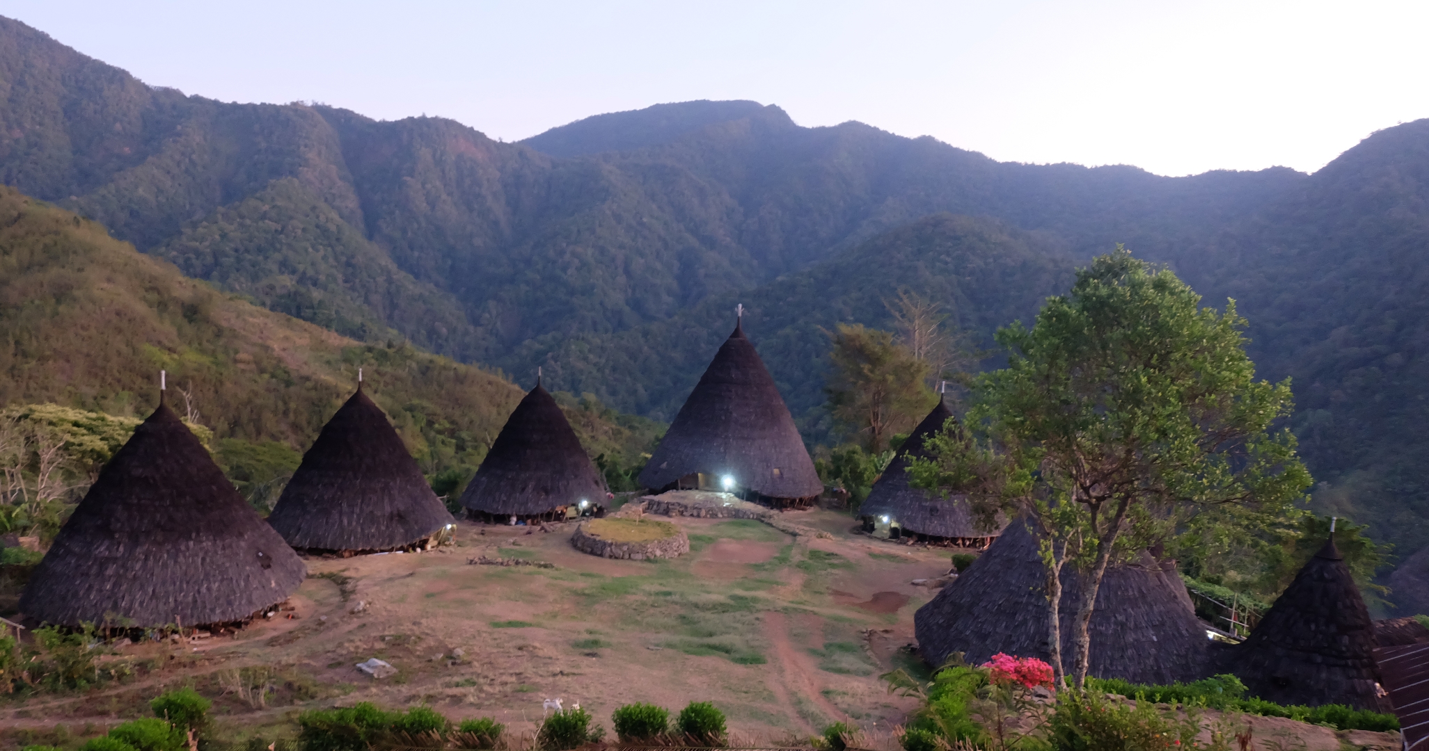 Mbaru Niang_Wae rebo