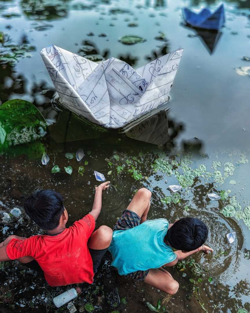 Paperboat Story