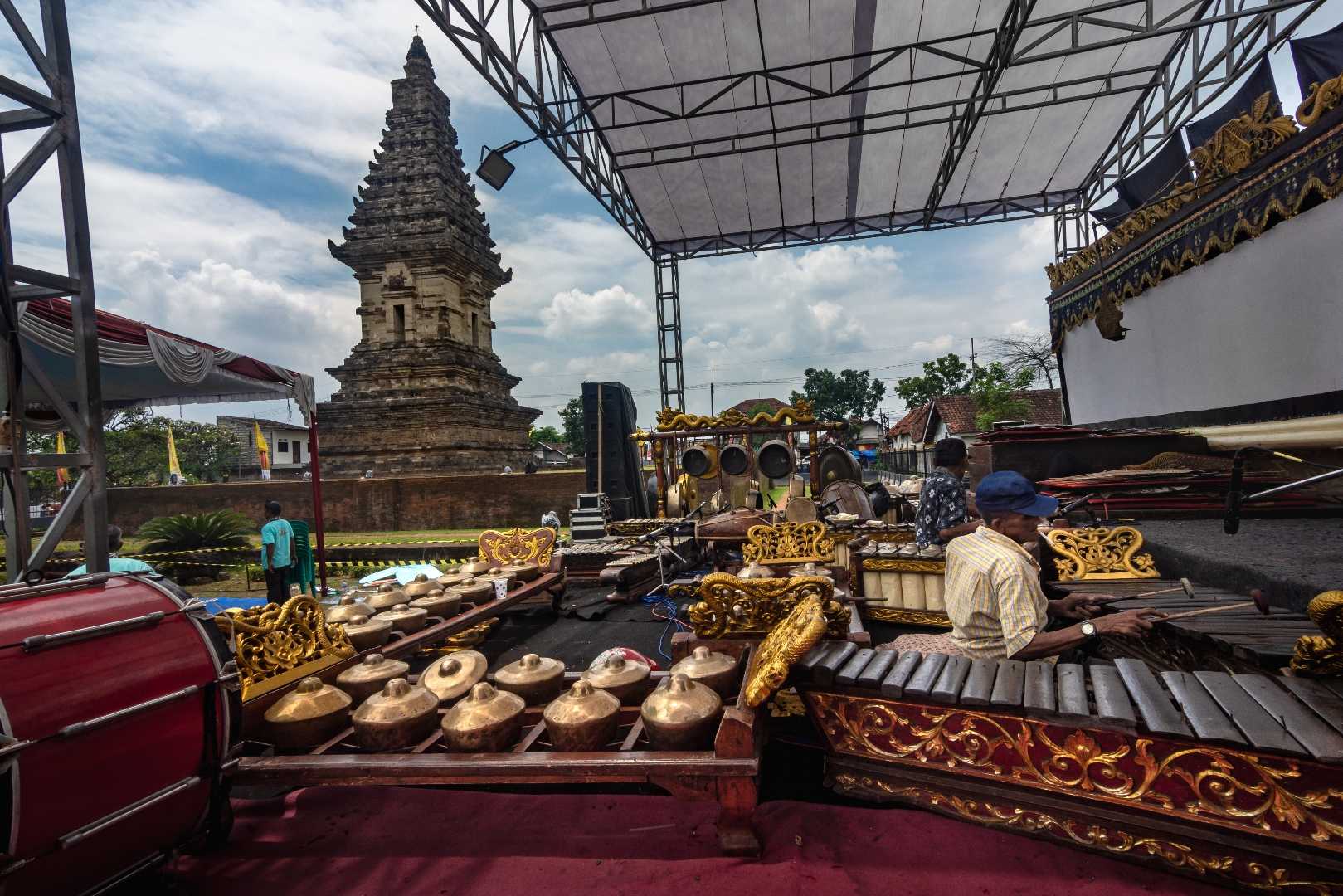 candi jawi
