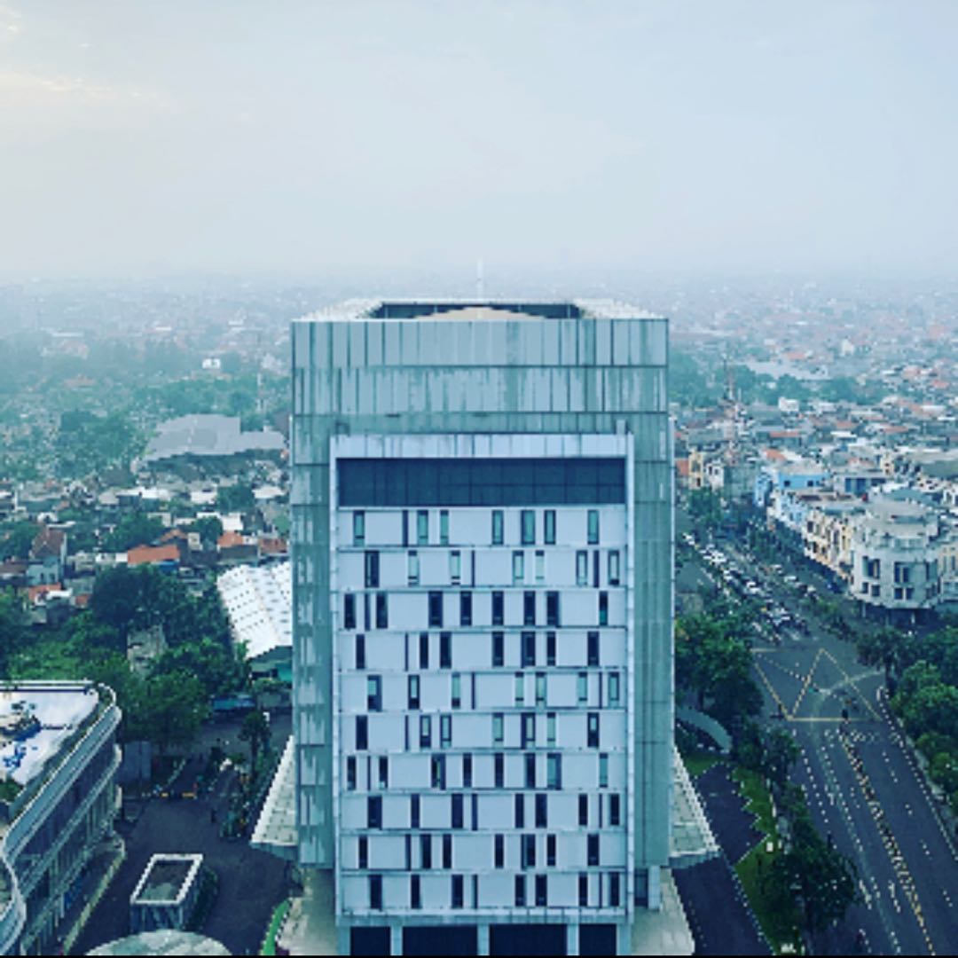 Rooftop Hotel Midtown Marvell Surabaya