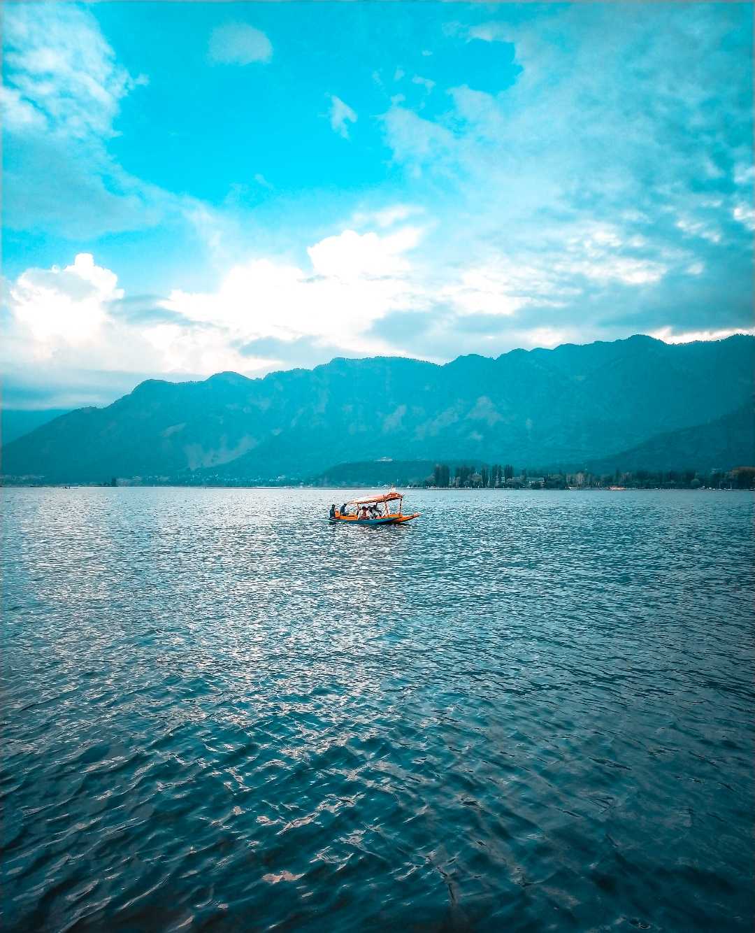 Dal lake, Srinagar 