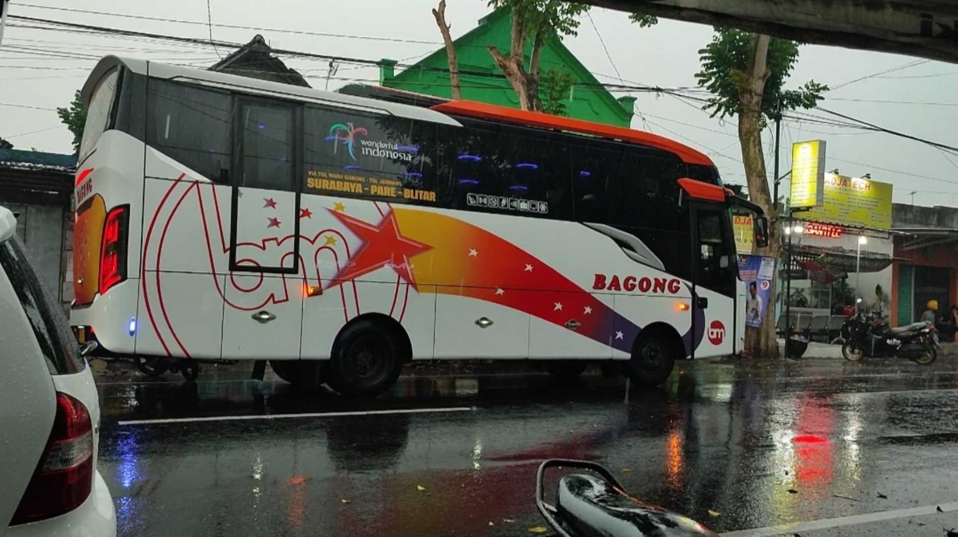 Bus