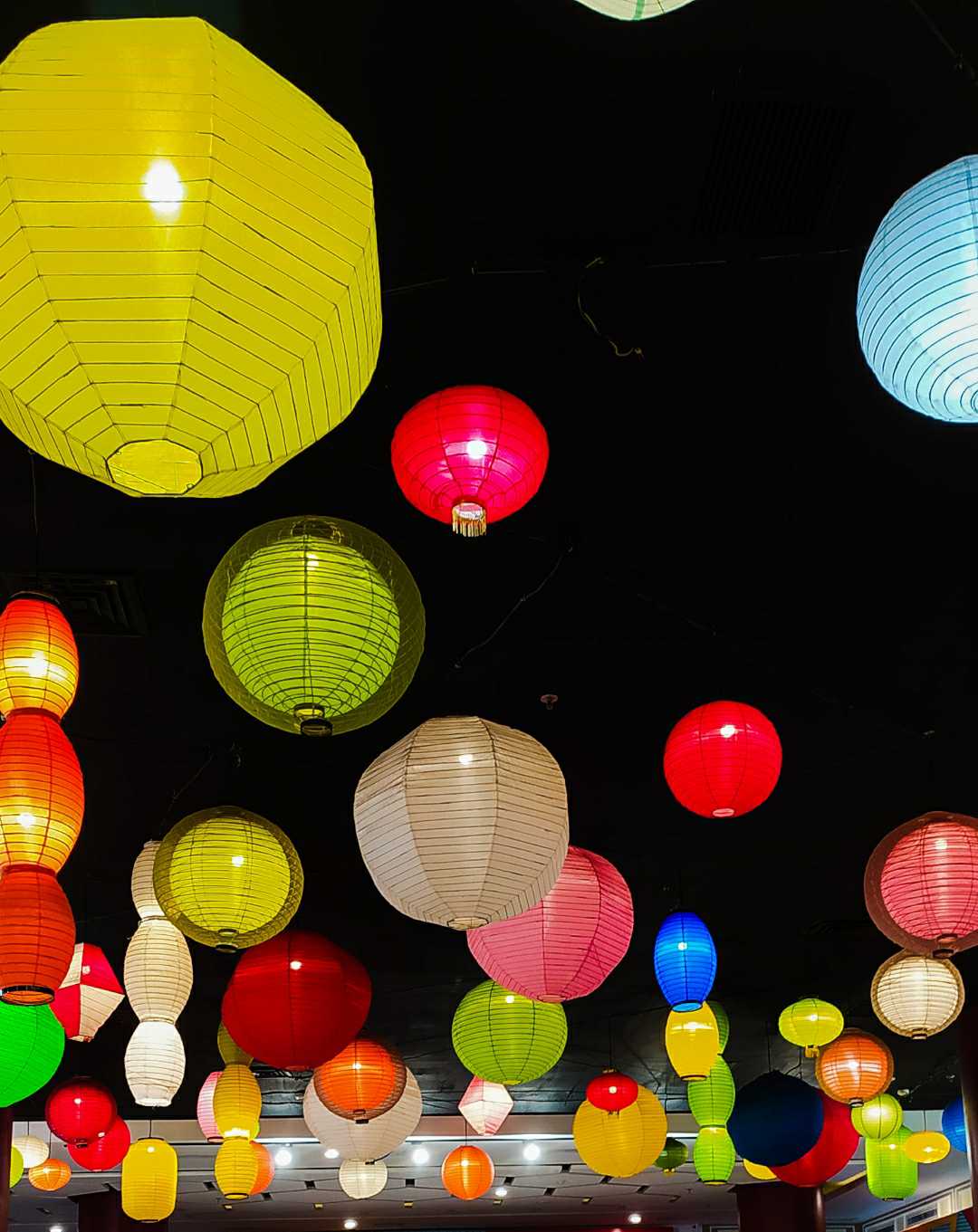BEAUTIFUL LAMPION 