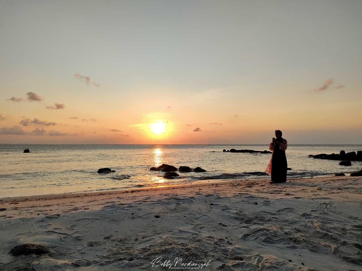 Menikmati Sunset 