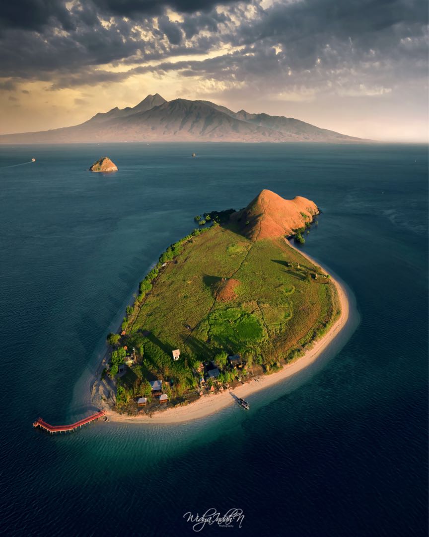 kENAWA ISLAND