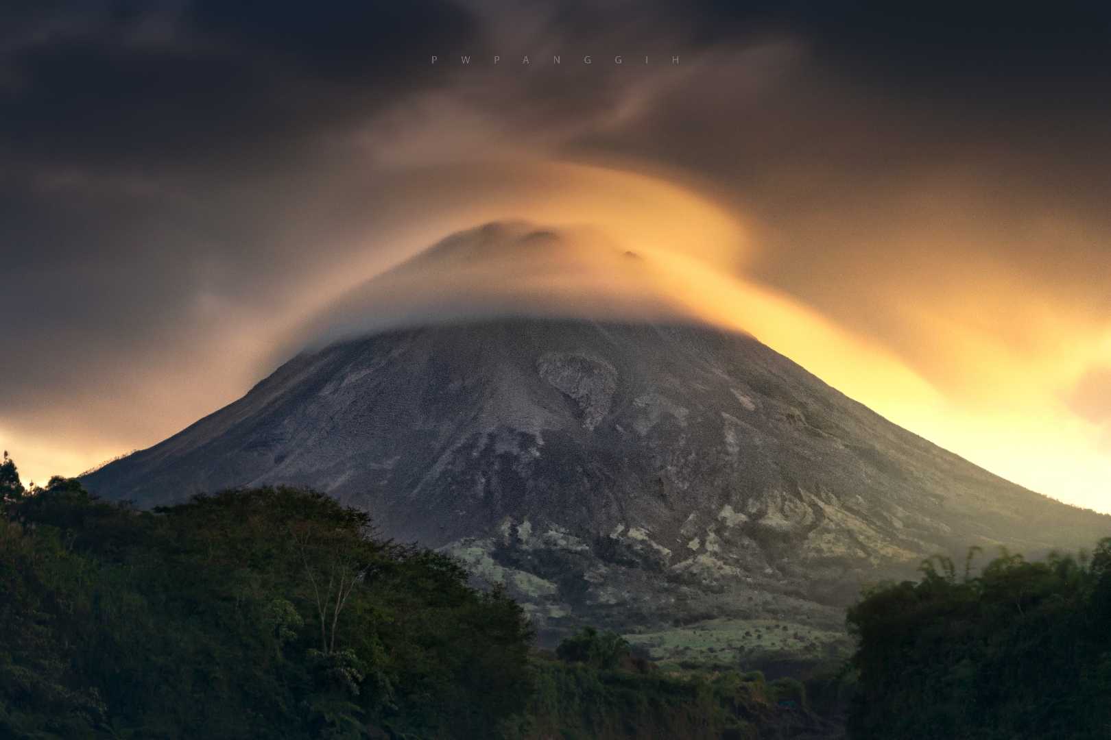 Sunrise Merapi