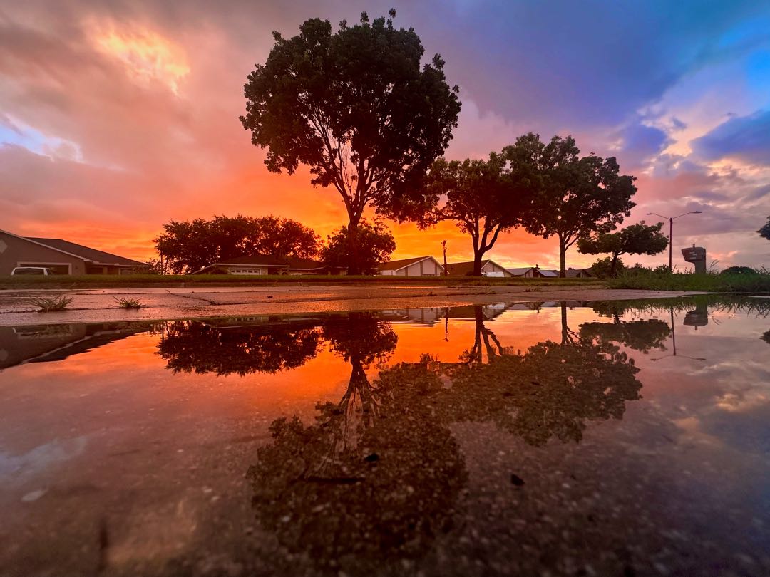 Atardecer en día de lluvia