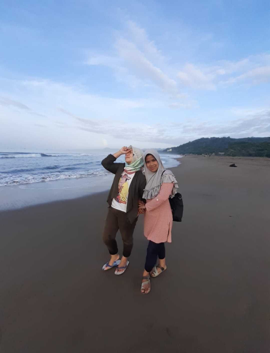 pantai pelabuhan ratu Sukabumi