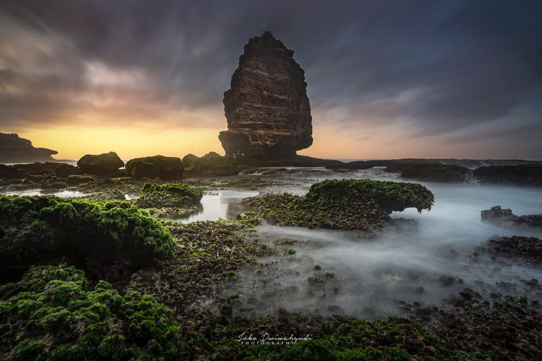 Senja Pantai Ngondo