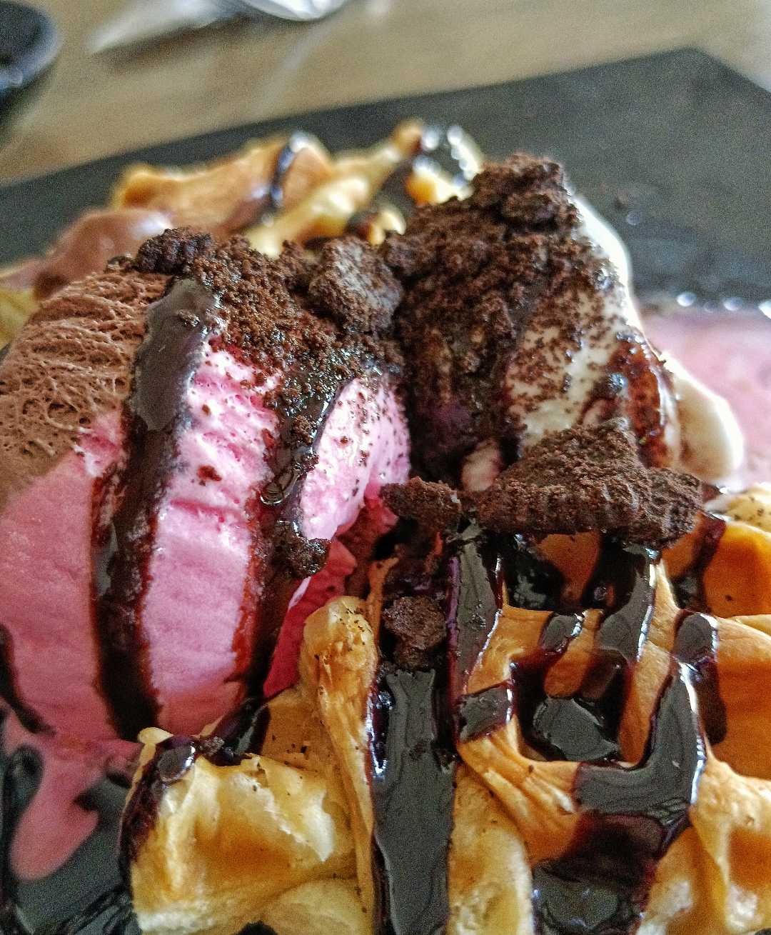 Croffle dan Ice Cream
