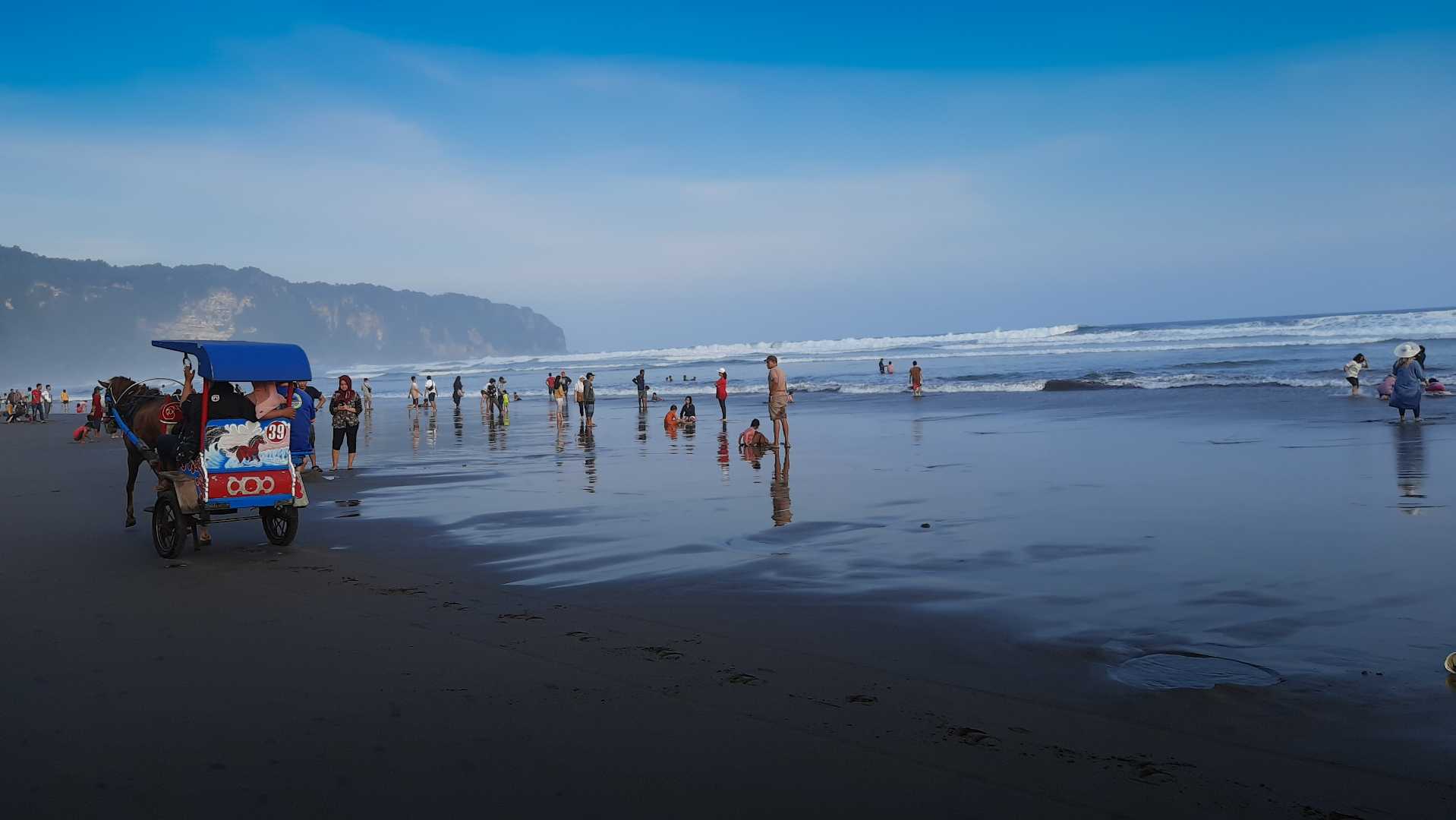 Jalan-jalan di Pantai Parangtritis