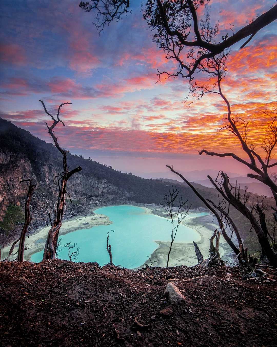 Sunan Ibu Kawah Putih
