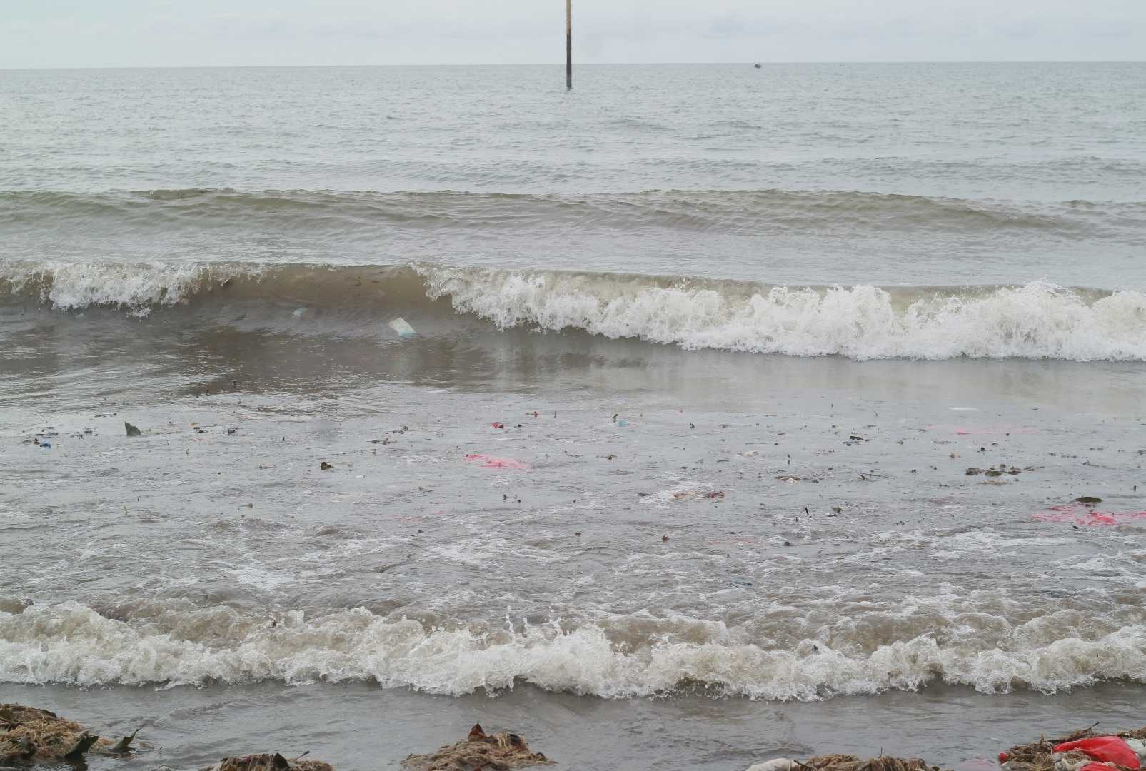 pantai galesong