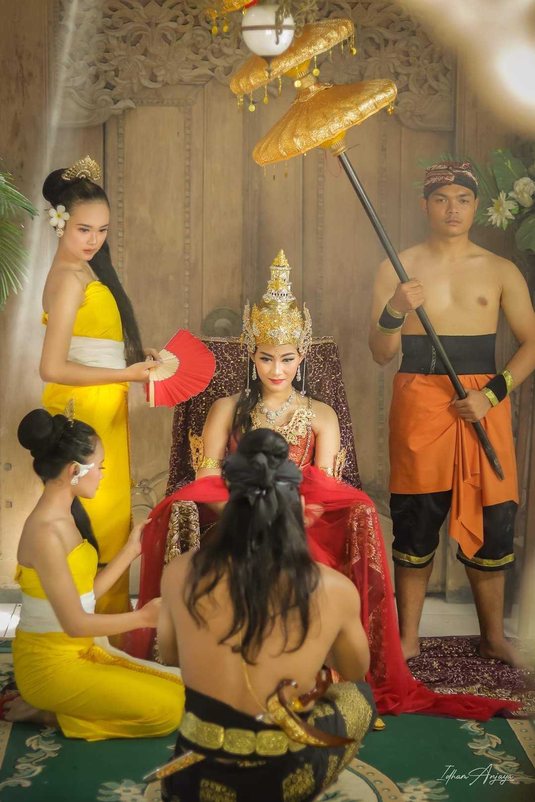 Gajah Mada Sungkem Tribuana Tunggadewi