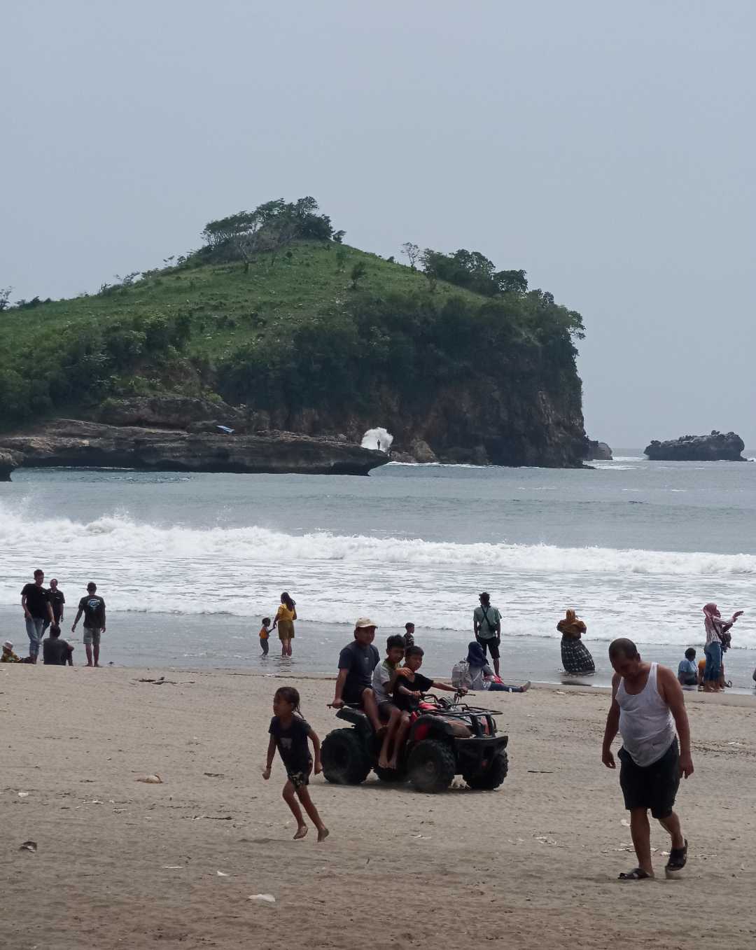 Pantai Serang, Blitar