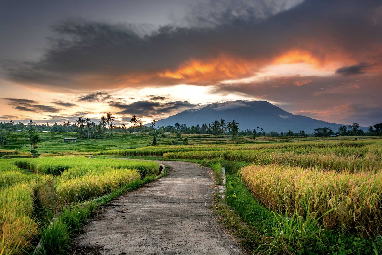 Gunung Marapi