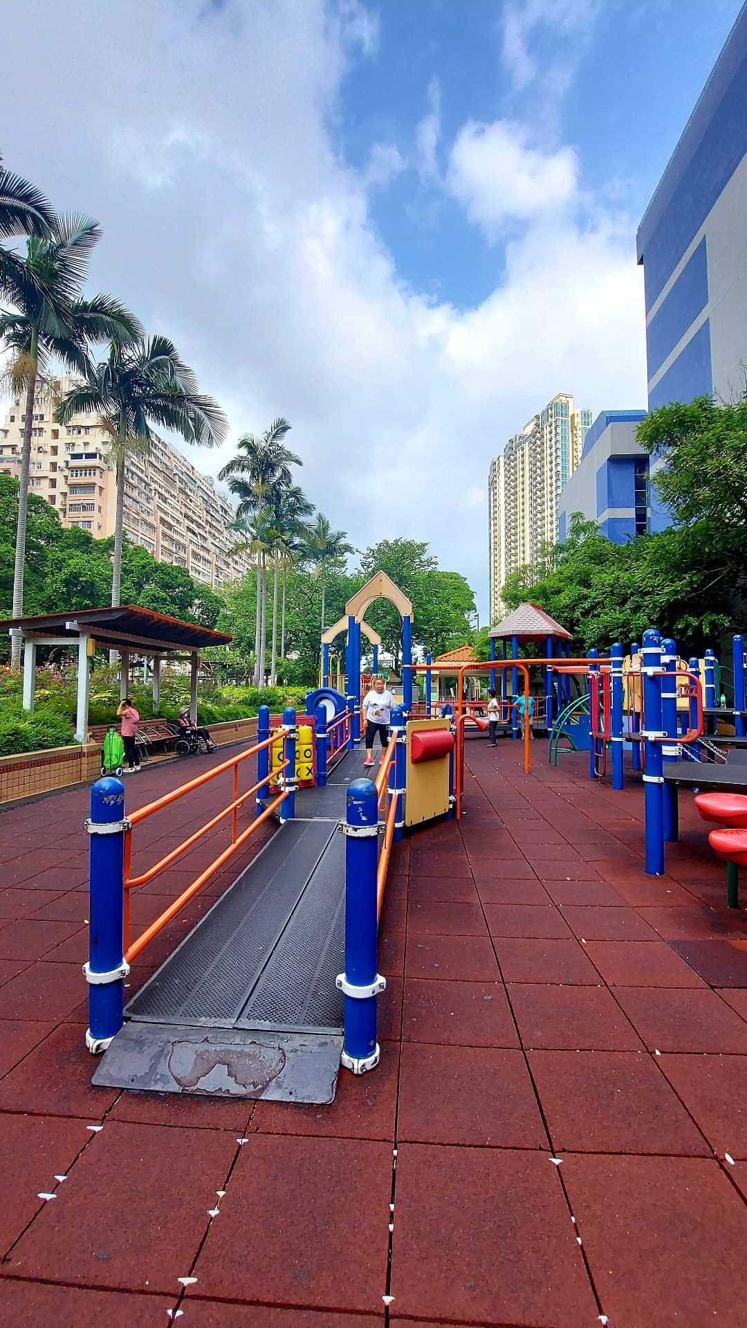 SAIGON STREET PLAYGROUND JORDAN HONGKONG