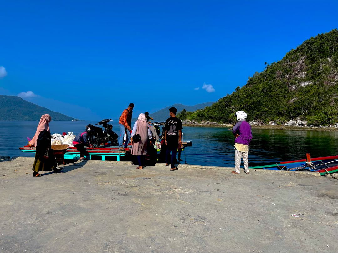 Song Mudik, Pelabuhan Massyarakat di Selatlampa