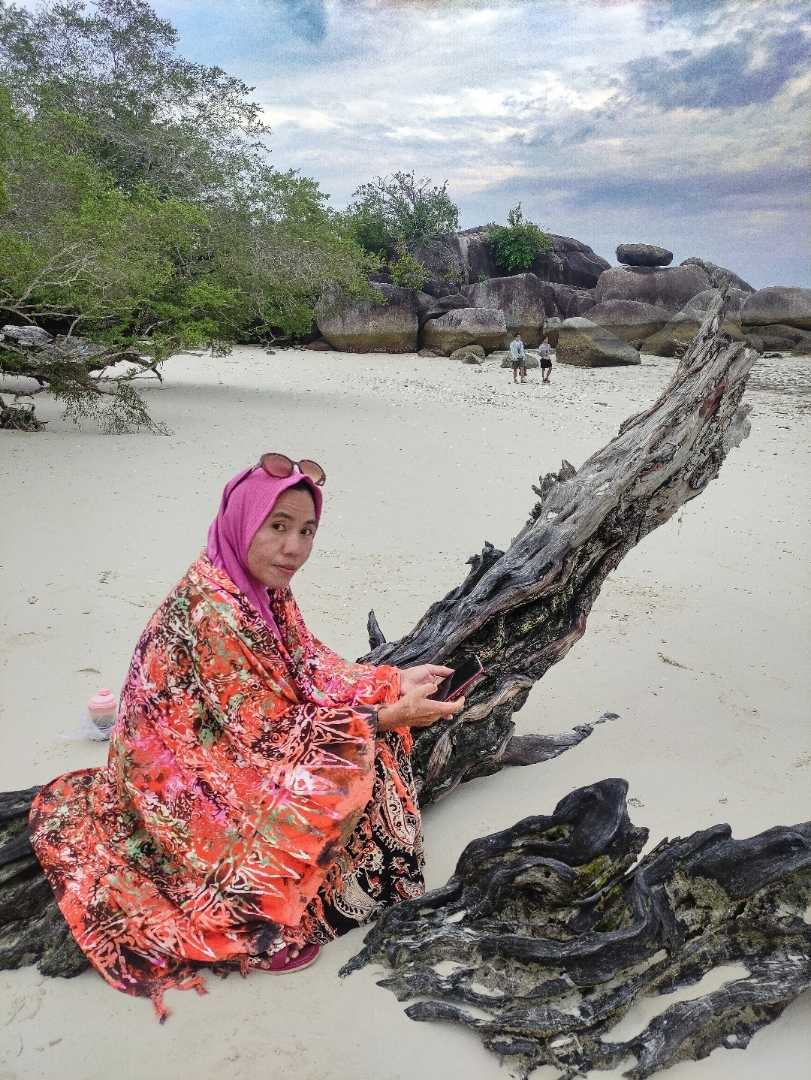 Pantai Tanjung Tinggi