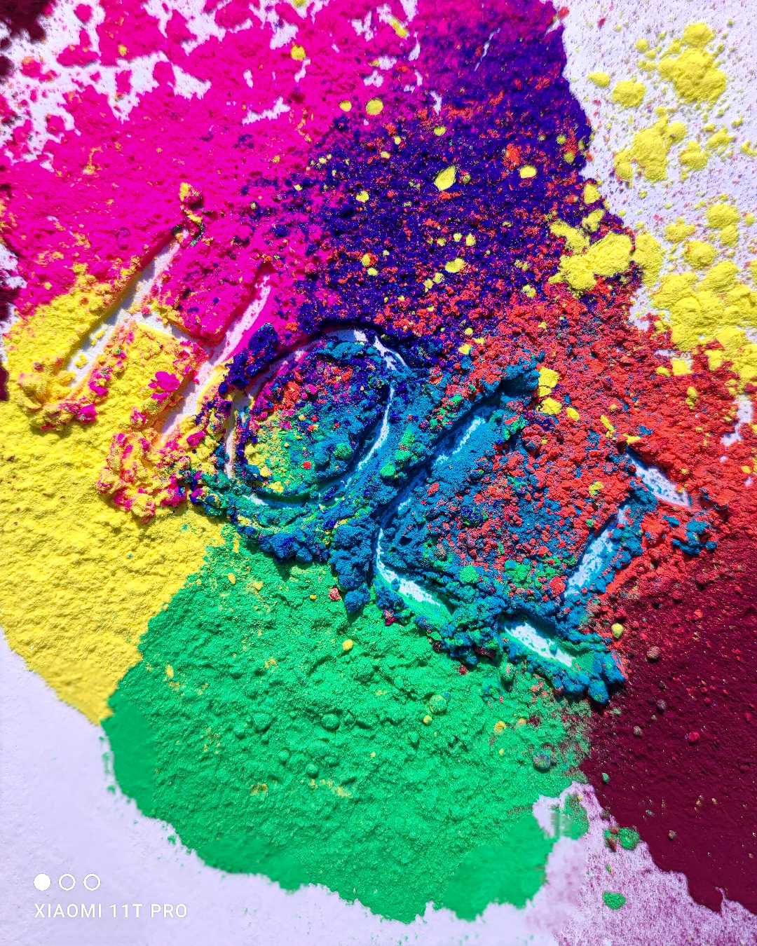 Happie Holi