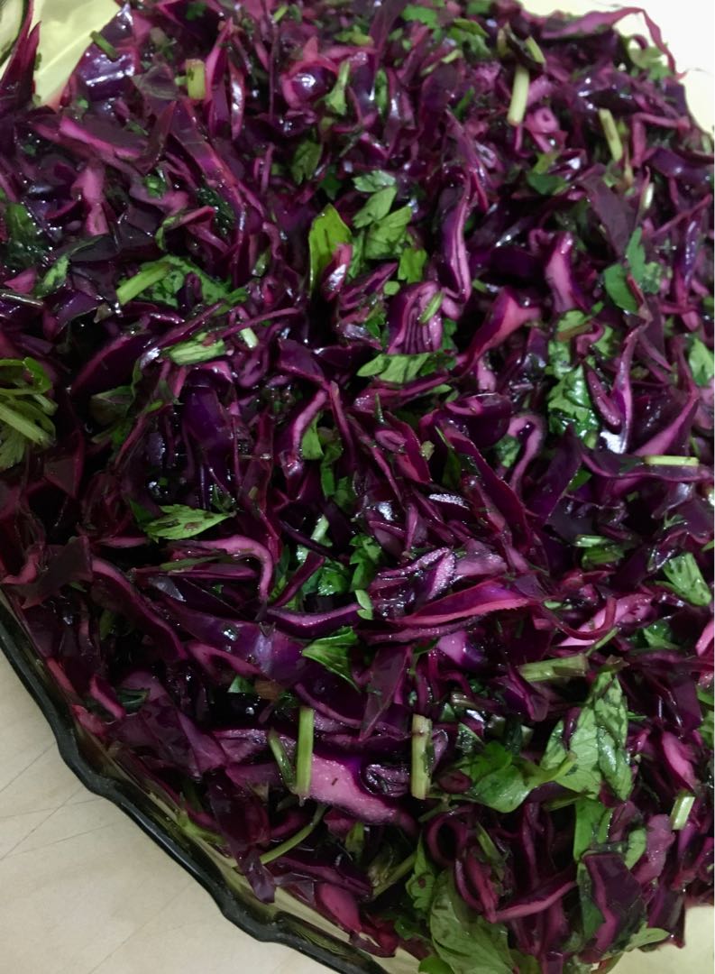 Mor lahana salatası