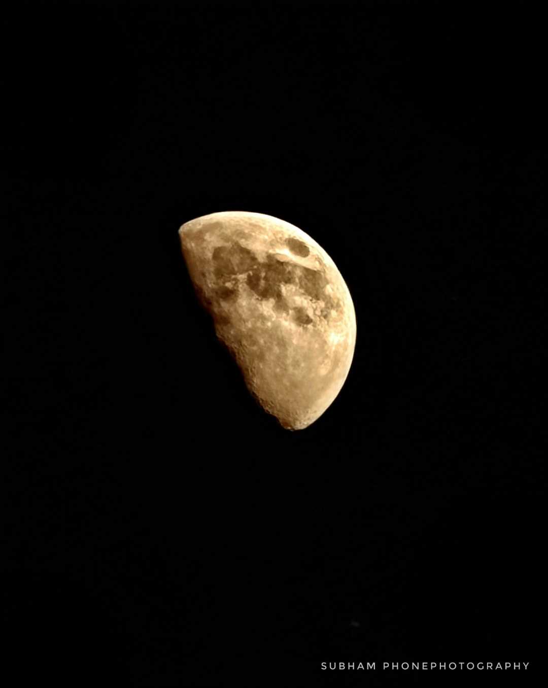 Capture the Moon by mobile 😍😍
