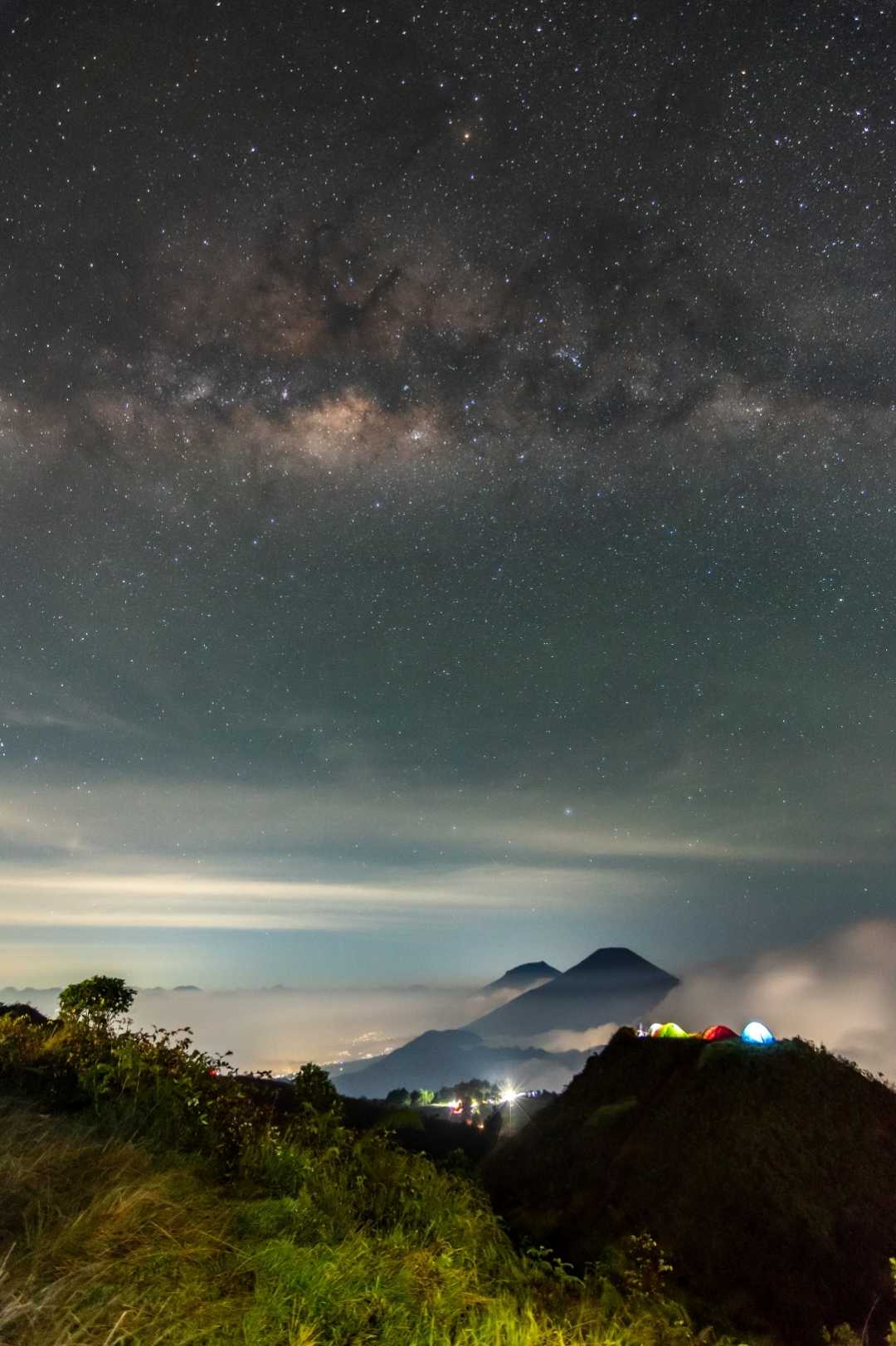 Milky Way di atas Sindoro Sumbing