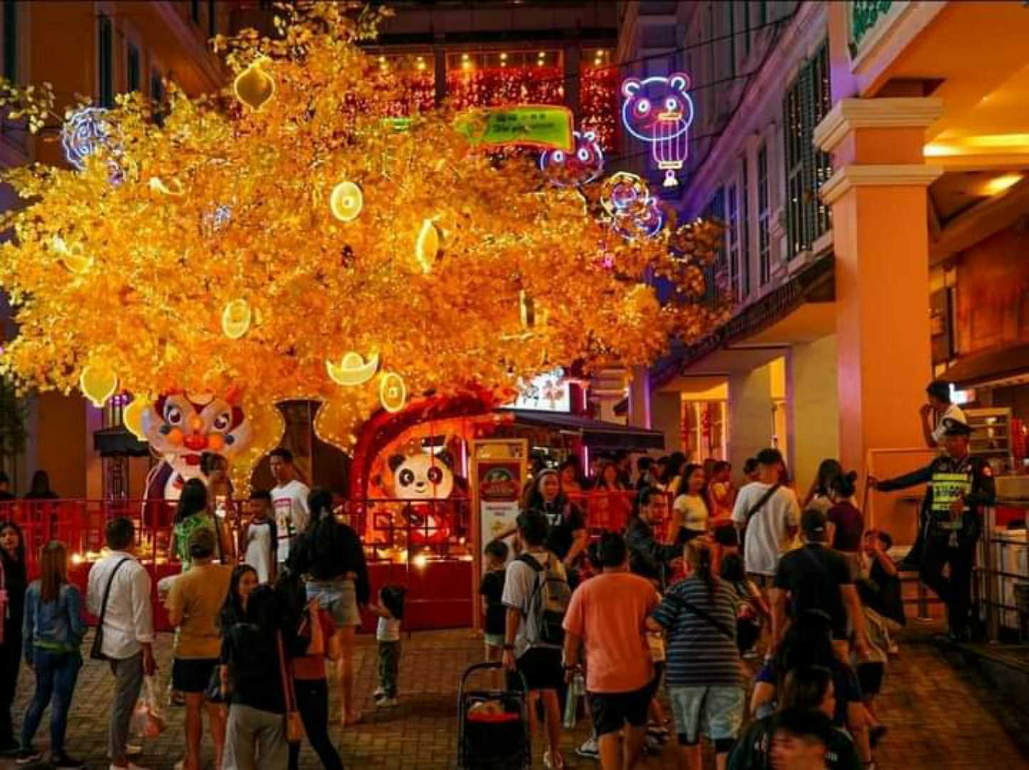 GOLD Money Tree @ Ongpin 