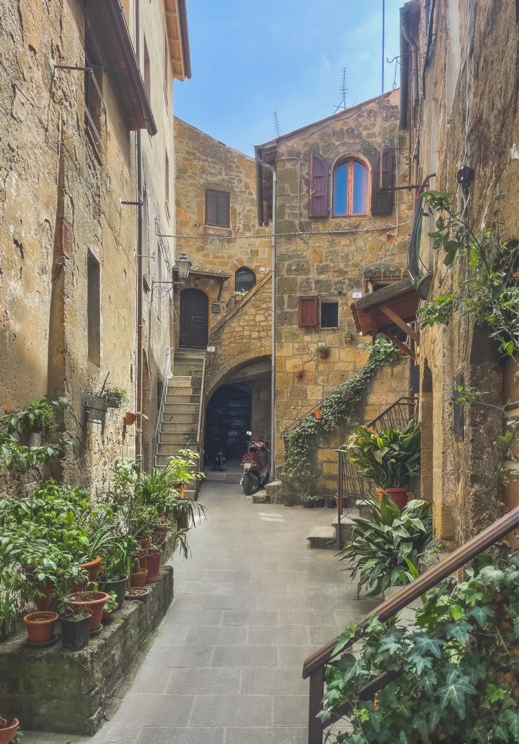 Pitigliano City