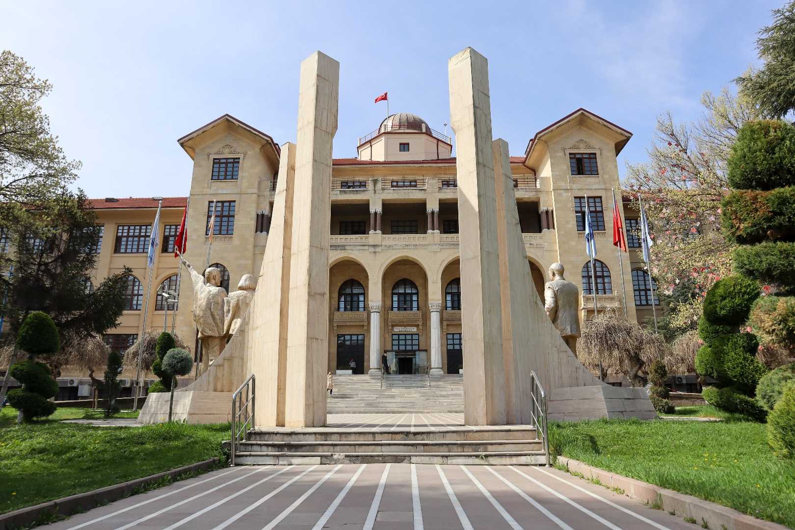Gazi Üniversitesi Rektörlük
