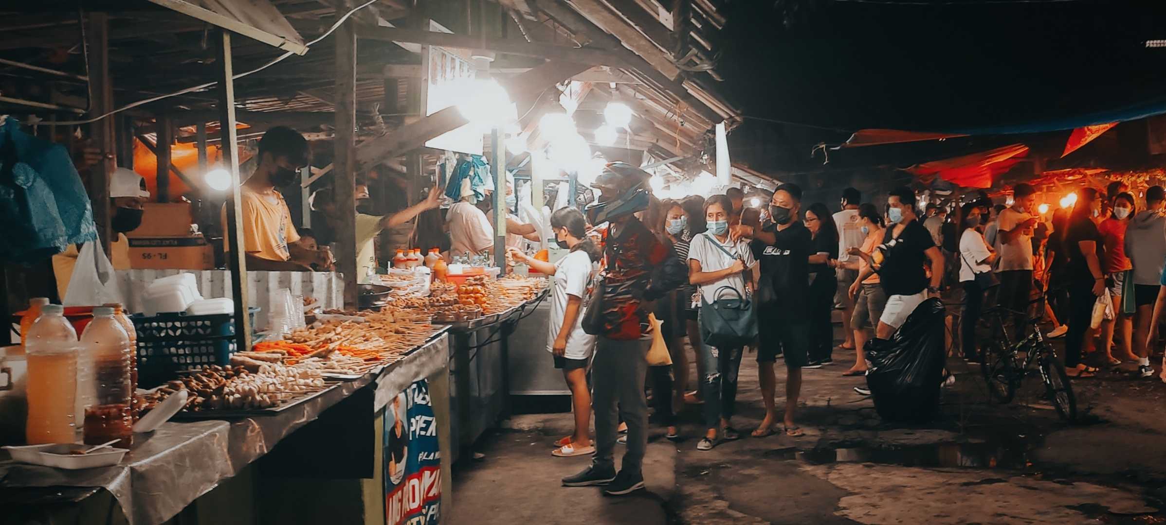 NIGHT MARKET