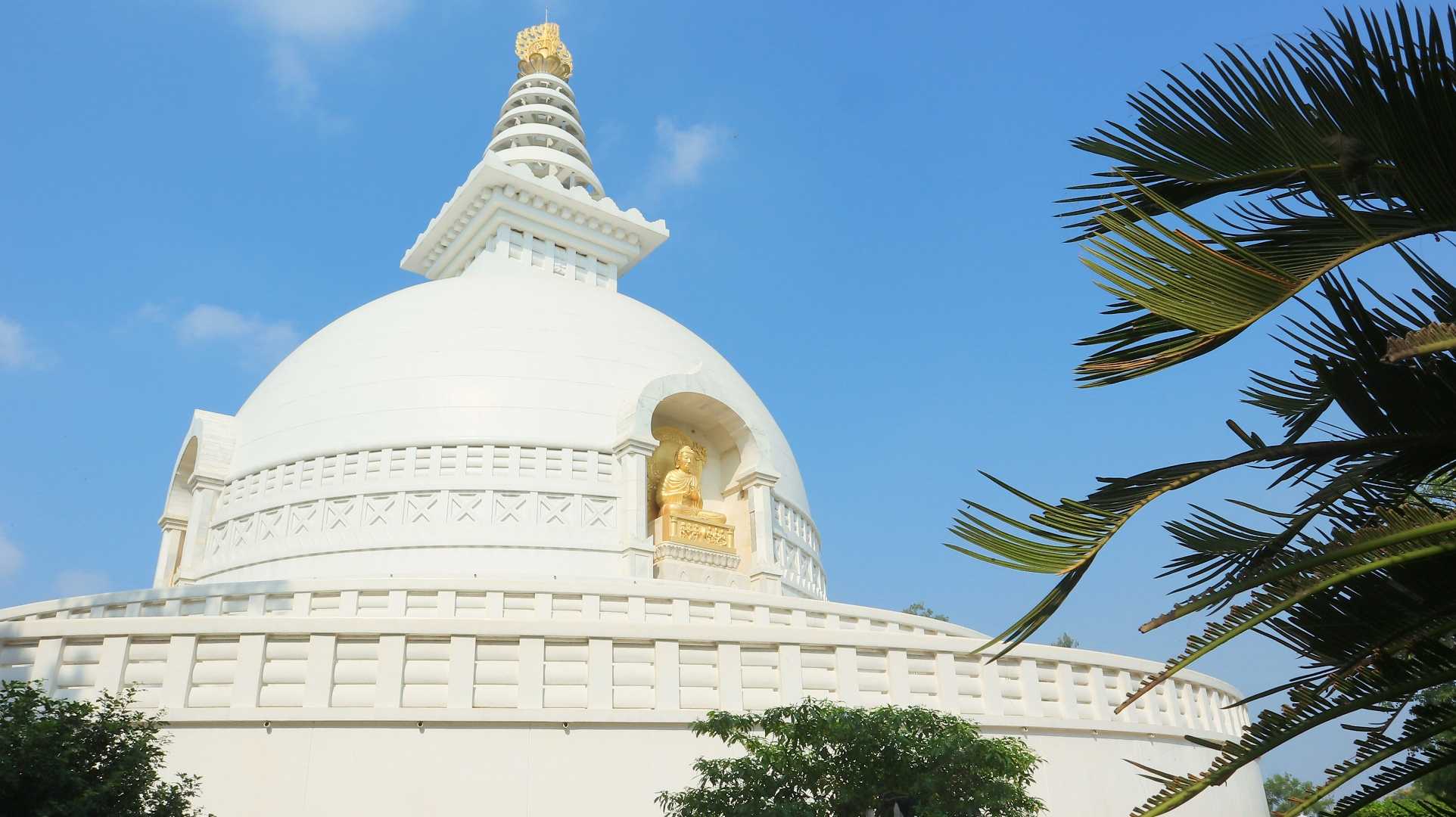 vishva shanti stupa