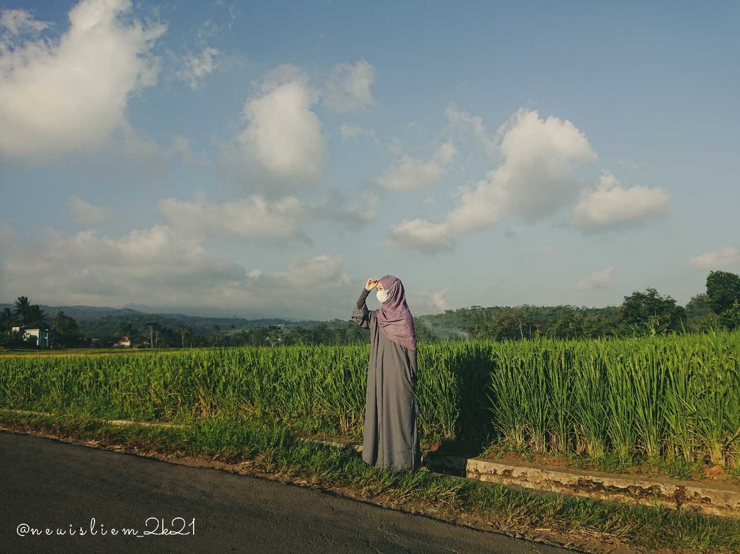 menjelang sore