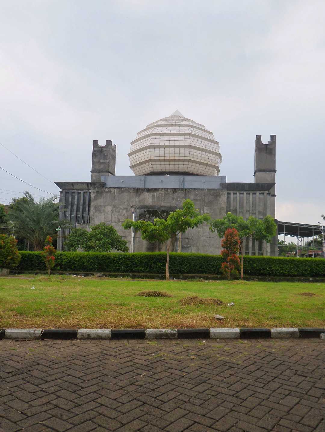 Unique Dome