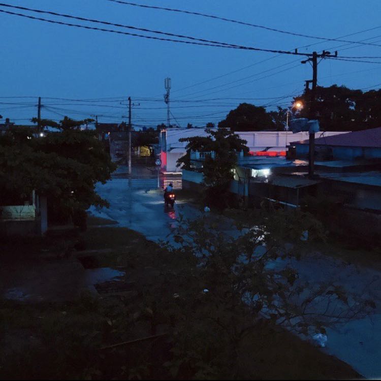 mi casa desde lo alto 