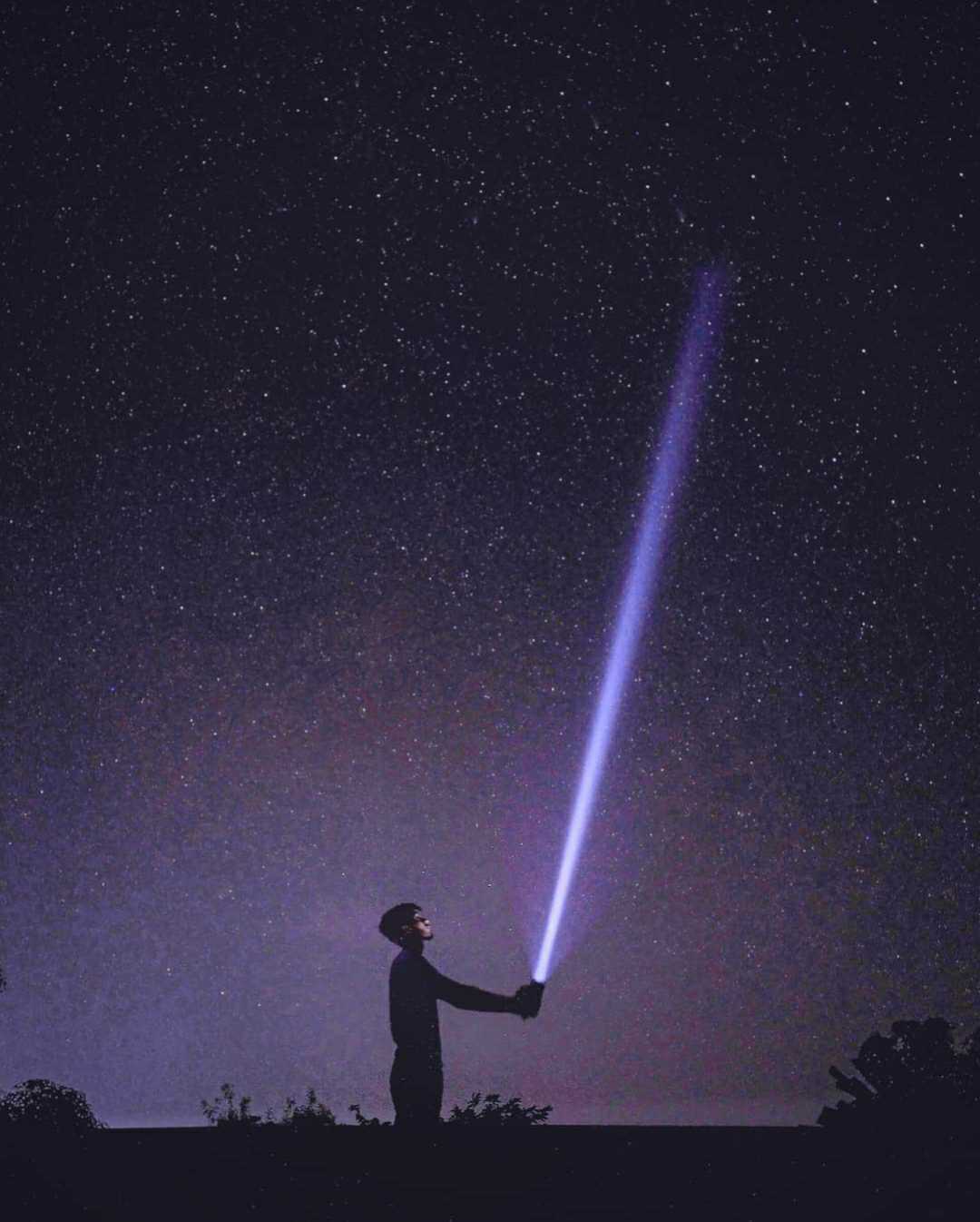 spread light ✨