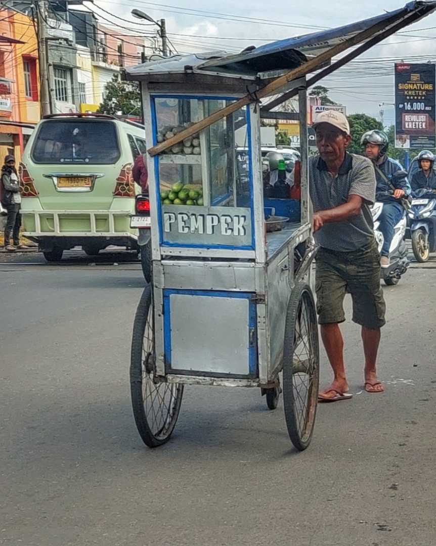 Penjual Pempek