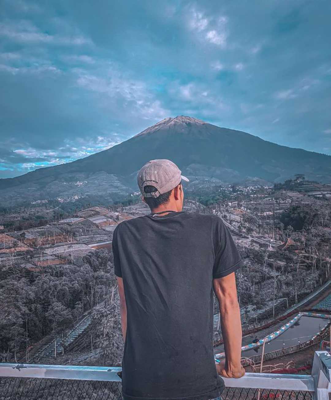 pemandangan gunung sumbing