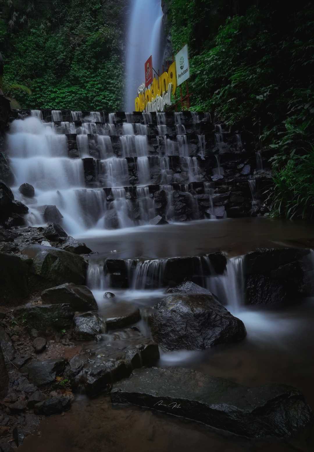 Air terjun dlundung
