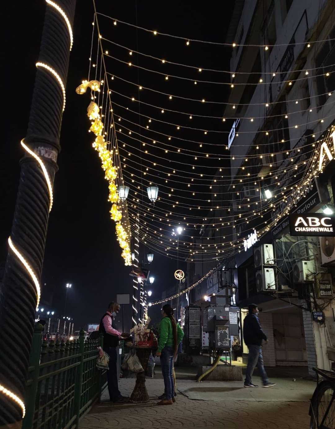 Hazratganj Lucknow 