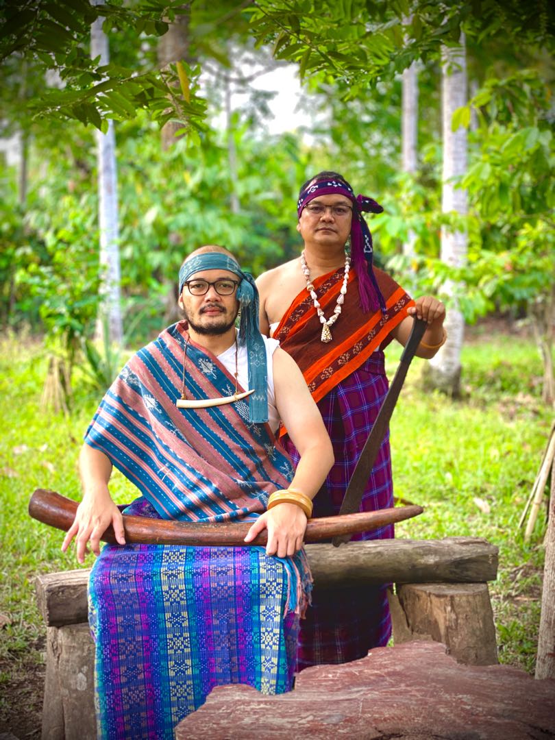 TENUN IKAT FLORES