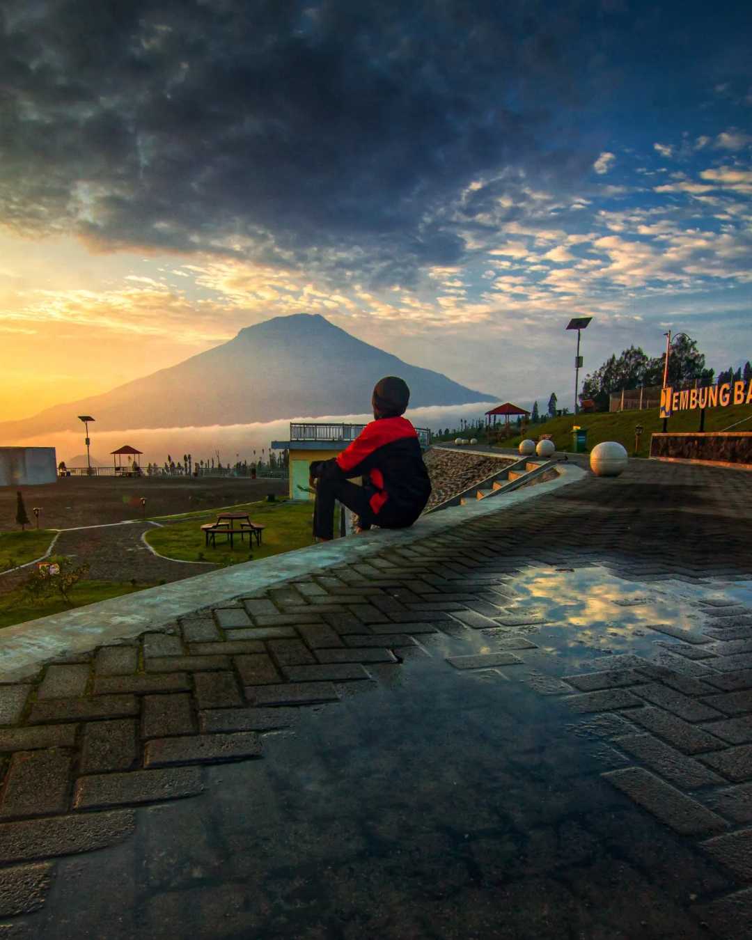 Sunrise Embung Bansari